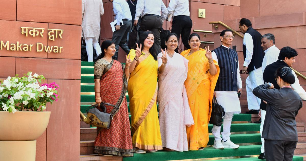 मोदी भारत की संसद में अधिक महिलाओं को लाने पर जोर दे रहे हैं। इसके अन्य परिणाम भी हो सकते हैं