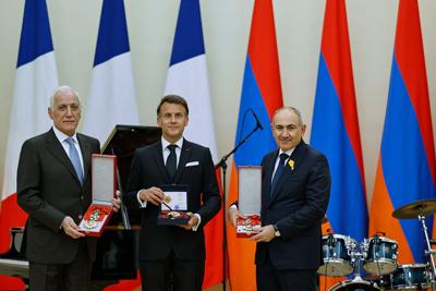 Armenia Macron Sings