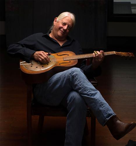 Chris English (Credit Alyssa Maloof).jpg