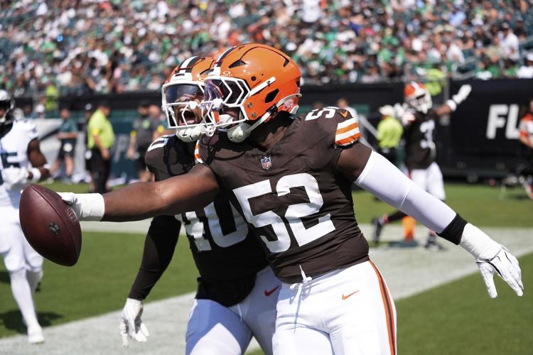Browns Eagles Football