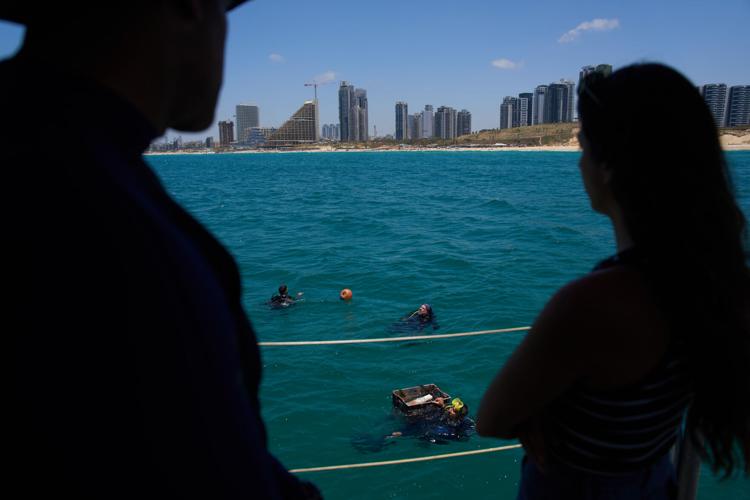 Israel Sea Clearing Munitions