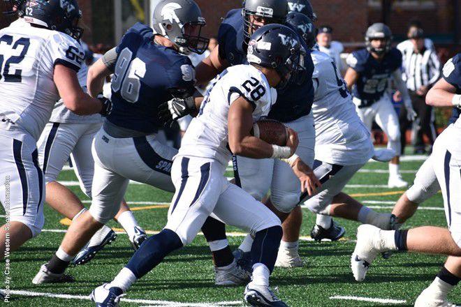 Football Titans Fall At 16 Case Western 41 10 Titantown