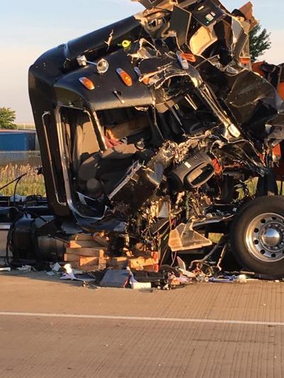 Bill Targets Drivers Who Take Photos Of Accident Scenes