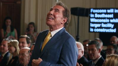 Steve Wynn steps down from RNC in face of sexual misconduct claims