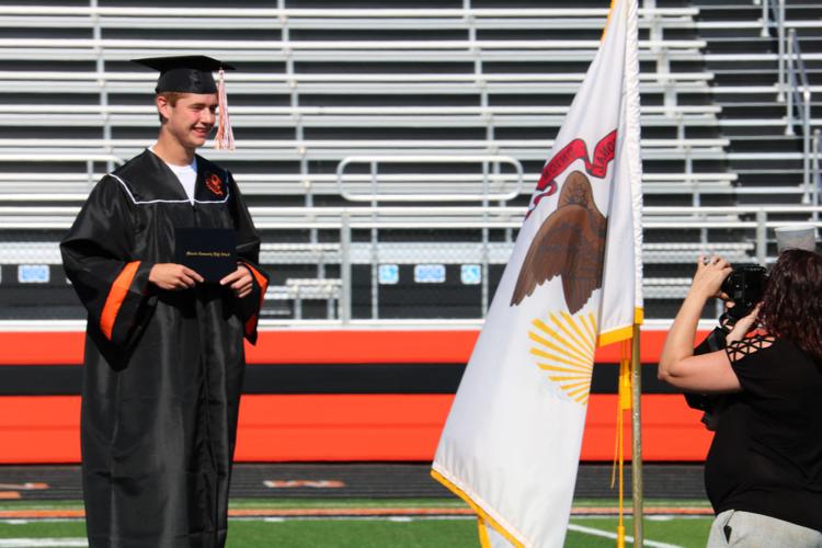 Minooka High School Graduation Ceremony Pays Tribute to Class of 2020