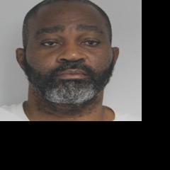 Wilmington man charged with knifepoint store holdups