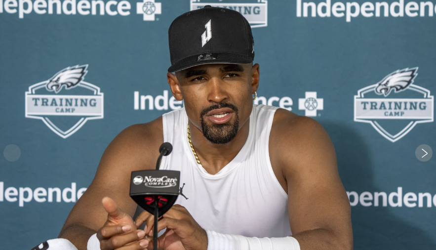 Hurts, Sirianni say all is peaceful between QB and Coach at Eagles’ training camp