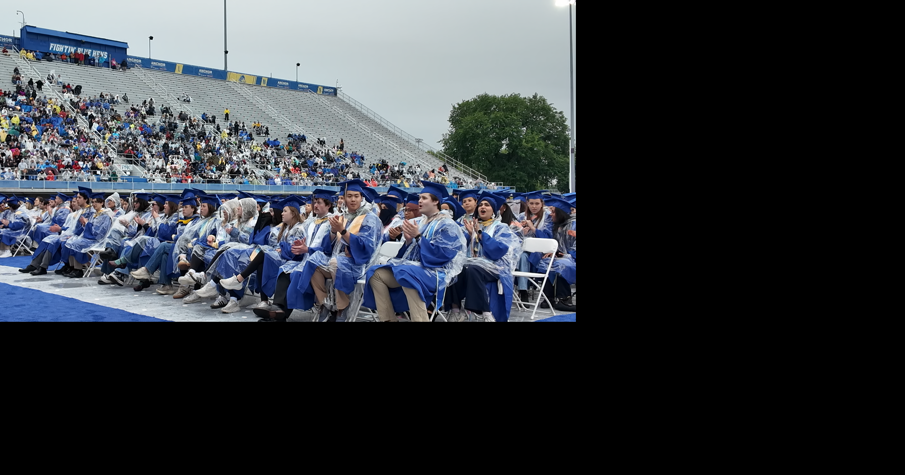 Facing a tough job market, UD graduates find inspiration in Mariah Calagione's commencement address