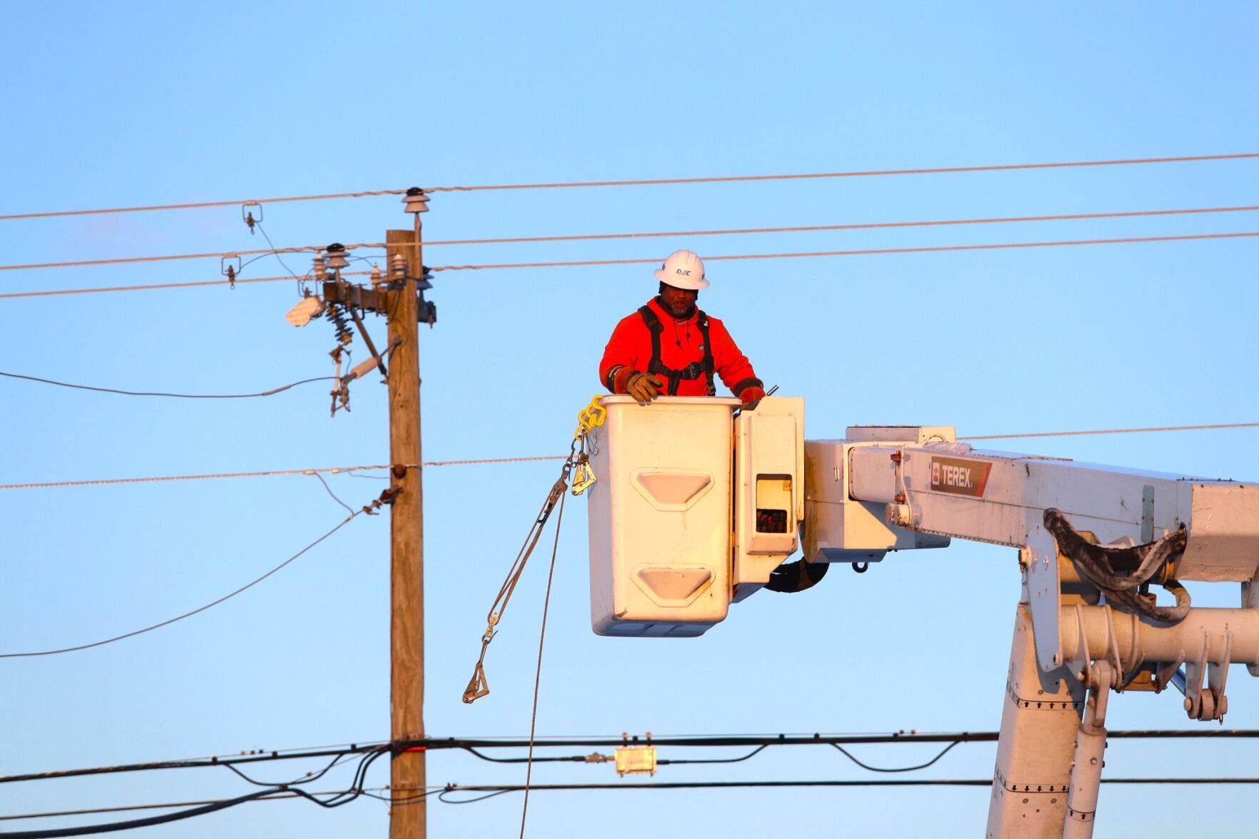 Power restoration efforts winding down days after blizzard | The Latest ...
