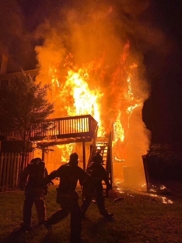 Video Burning Fireplace Ignites Larger Fire Damaging 2 Pike