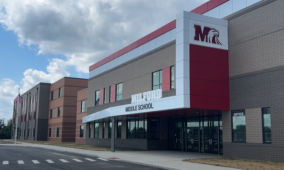 Community ribbon cutting at Milford Middle School
