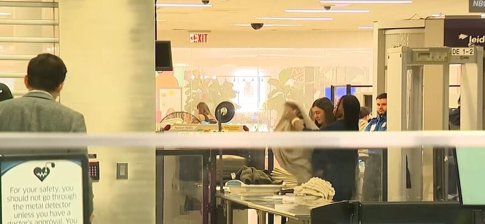 Philadelphia Airport to close 2 security checkpoints starting Wednesday