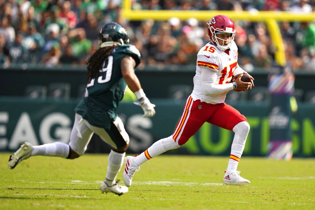 Kansas City Chiefs QB Patrick Mahomes injured after TD nullified