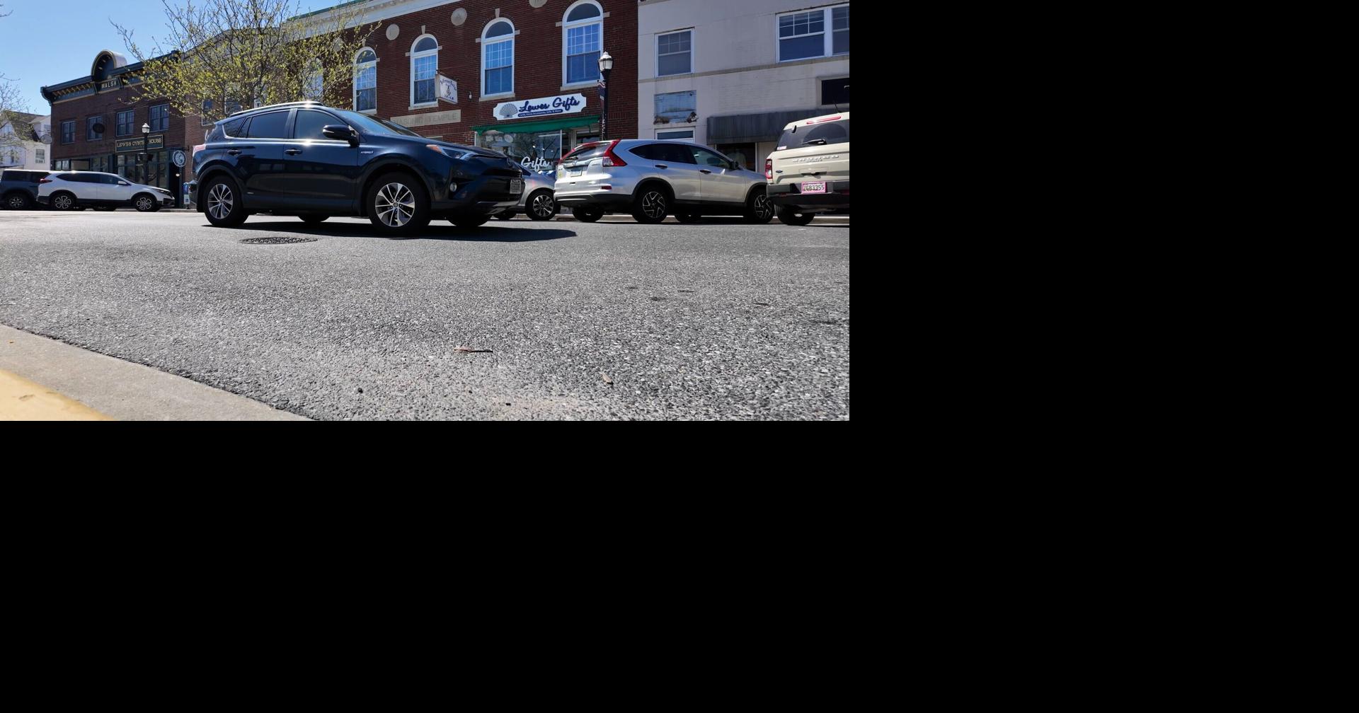 Lewes city council reviews parking recommendations, proposed pilot program