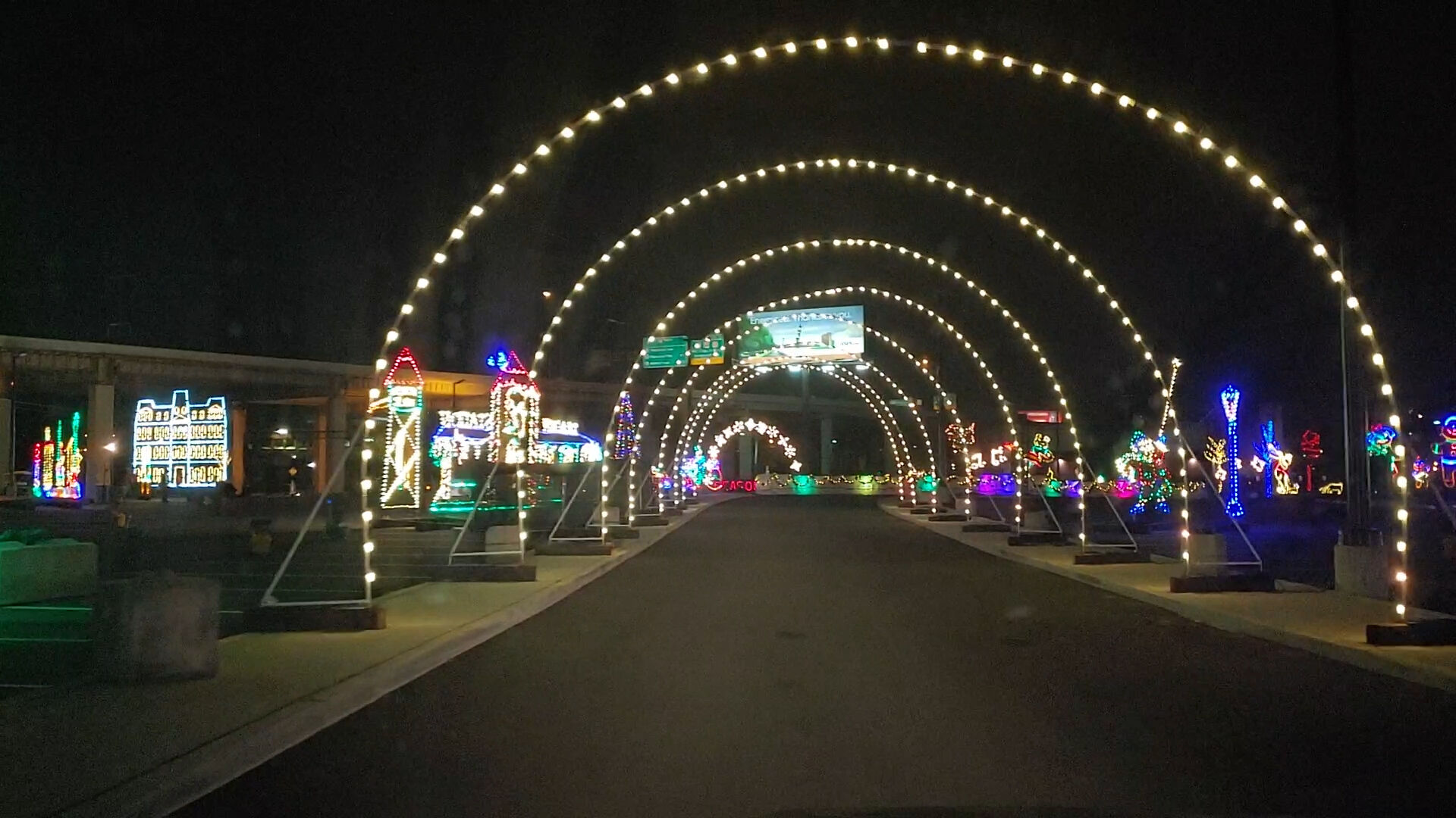 Riverfront Wilmington continues to host “Holiday Magic”