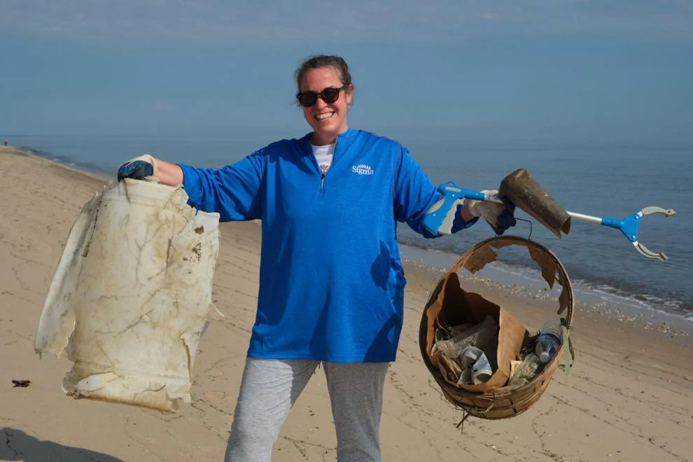 Coastal Cleanup volunteers remove 5,121 pounds of trash across Delaware