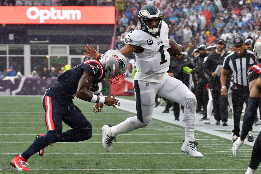 NFL: Jalen Hurts shines as Philadelphia Eagles beat Minnesota Vikings to  remain unbeaten