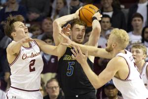 No. 23 Charleston downs Delaware for 15th straight win