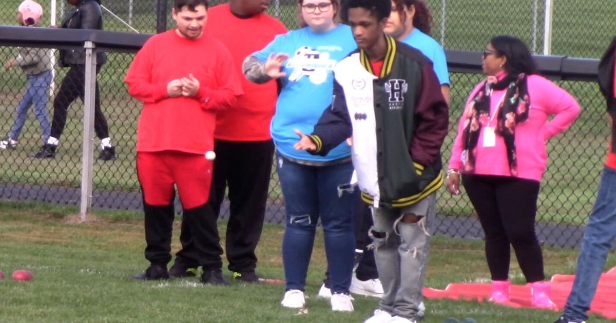 Video |  laat het spel beginnen!  Special Olympics biedt jeu de boules-spellen  Het laatste nieuws van WDEL News