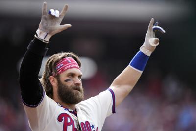 Free download Philadelphia Phillies Bryce Harper action during
