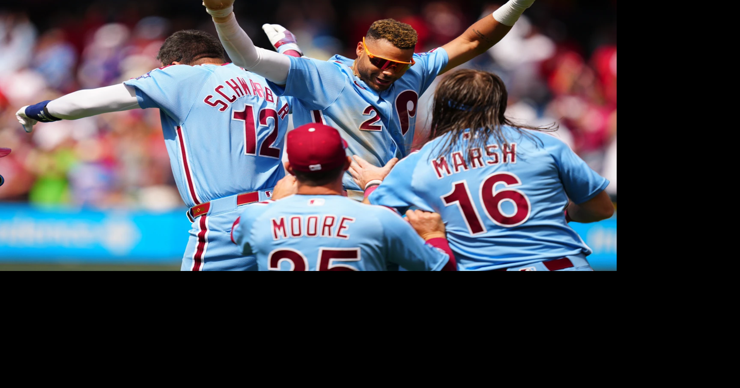 Phillies rally in 9th inning to beat Giants 3-2 in first game of doubleheader