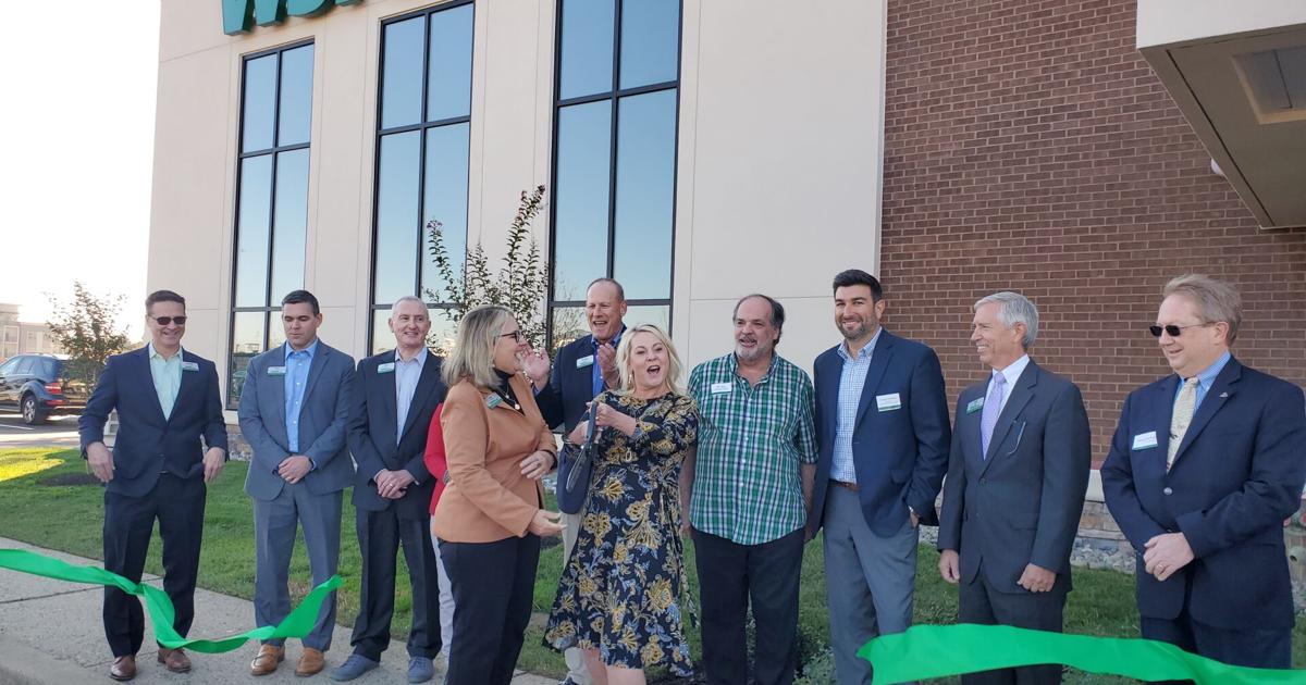 Al Roop Wsfs WSFS remodels and reopens in Newark | Delaware Business | wdel.com