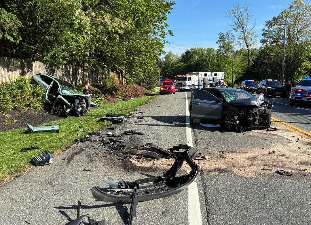 Kennett Pike crash injures 4, 1 critically