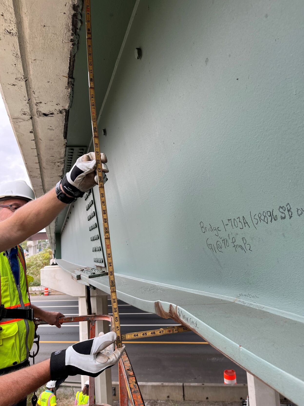 Cracked beam discovered at Route 896 bridge over I-95