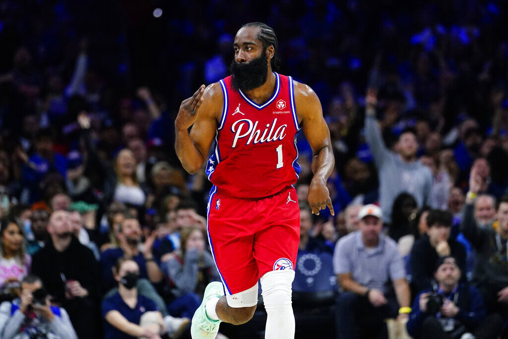Nick Nurse, Sixers react to having James Harden back at practice in camp