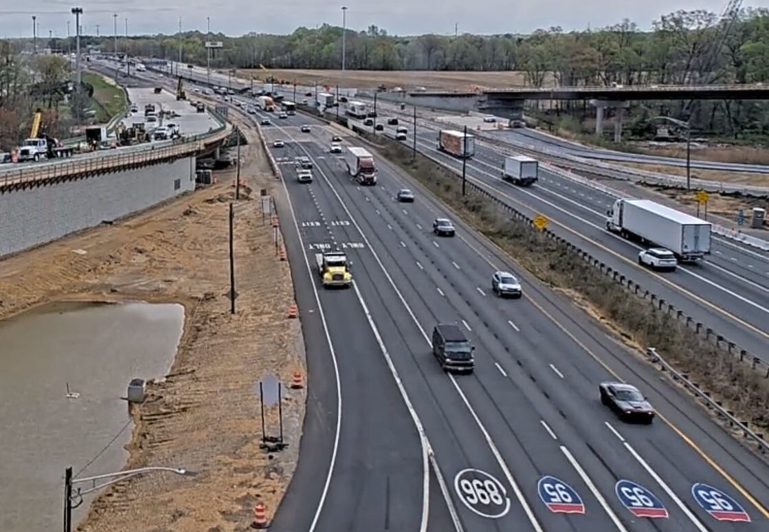 Overnight rolling roadblocks ahead on I-95