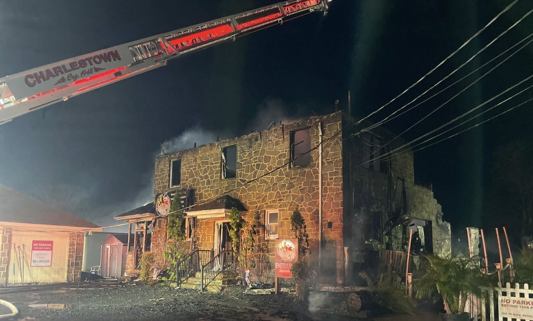 Elk River entertainment spot consumed by fire