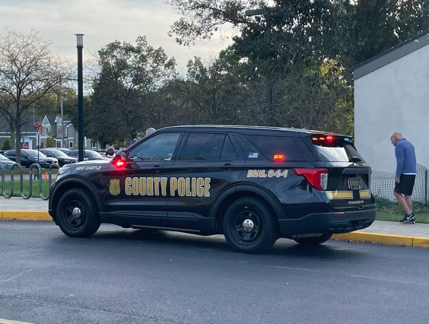 Teen shot in New Castle, suspect at large