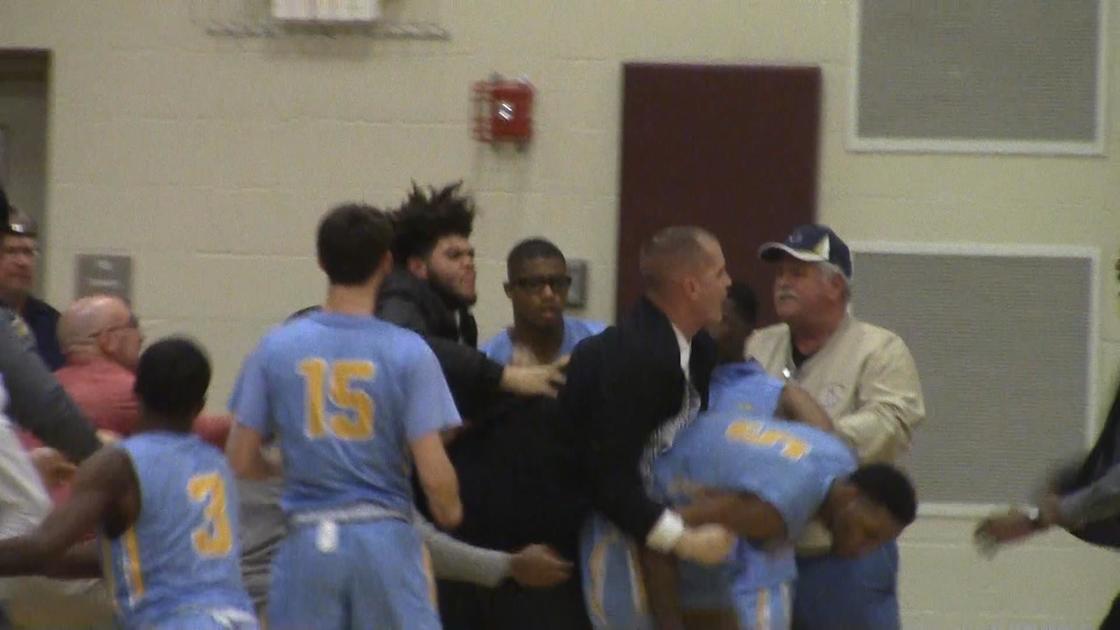 2nd Teen In Cape Henlopen Smyrna Basketball Brawl Turns Himself In The Latest From Wdel News Wdel Com