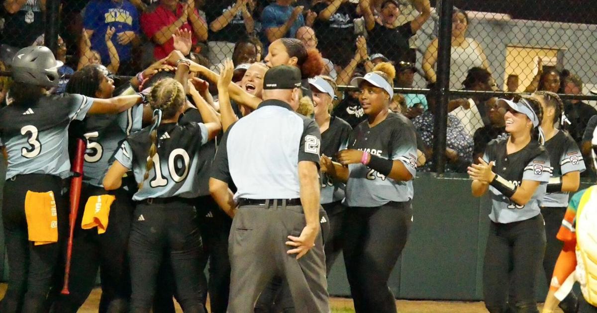 Delaware edges Philippines to win Senior League Softball World Series pool