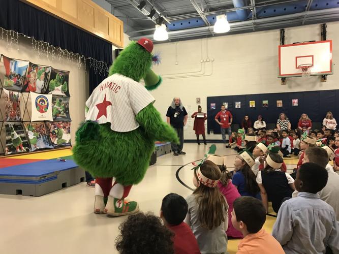 VIDEO Lancashire Elementary School class is ‘Phanatic about Reading