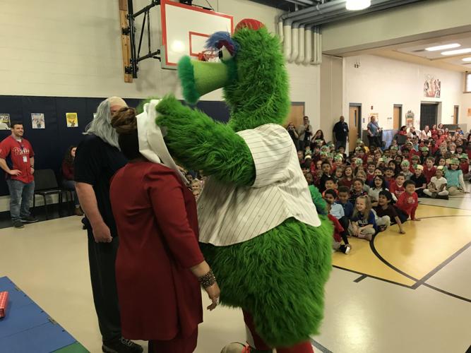 VIDEO Lancashire Elementary School class is ‘Phanatic about Reading