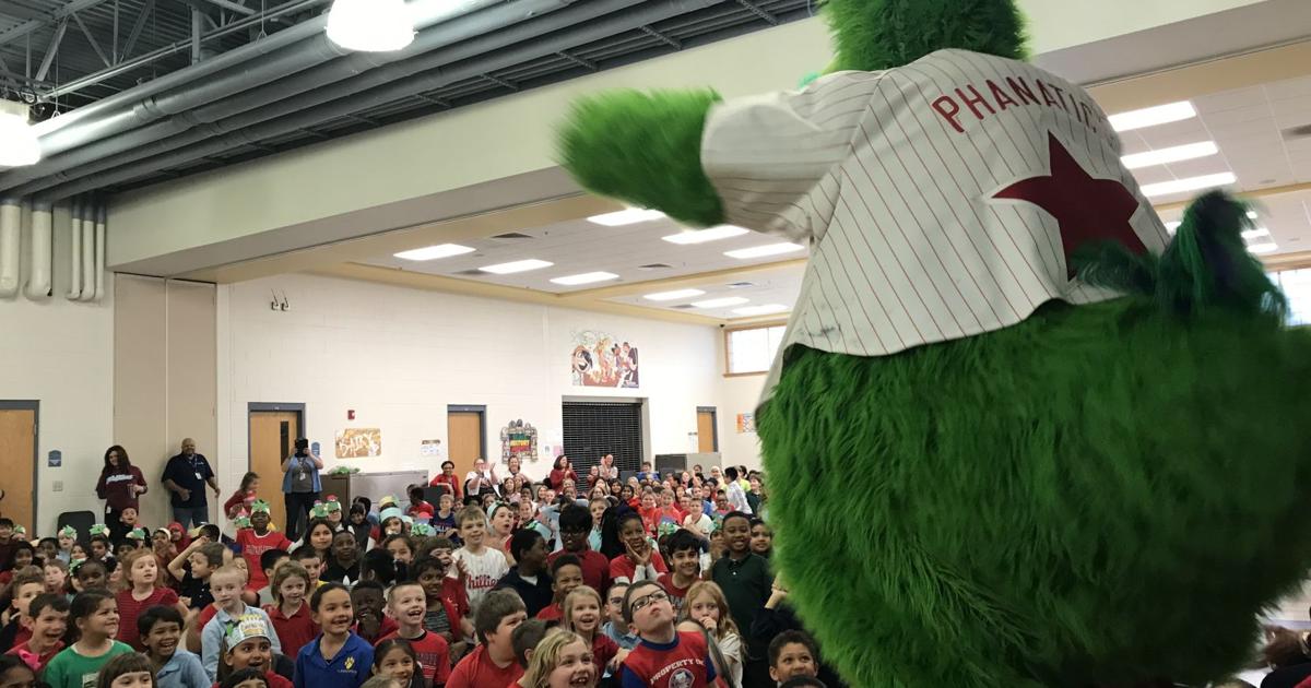 VIDEO Lancashire Elementary School class is ‘Phanatic about Reading