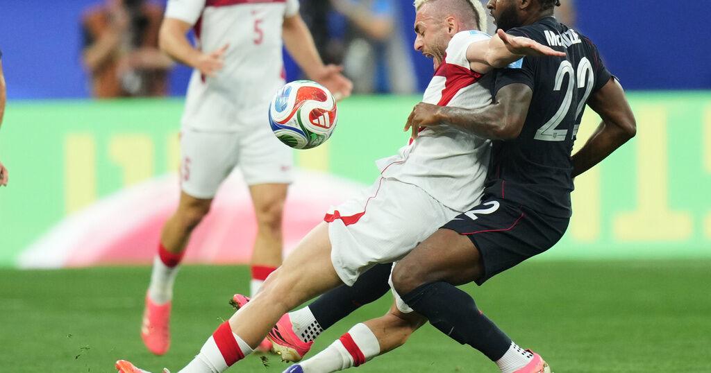 Bear's Mark McKenzie makes World Cup debut in USMNT's 3-2 loss to Turkiye