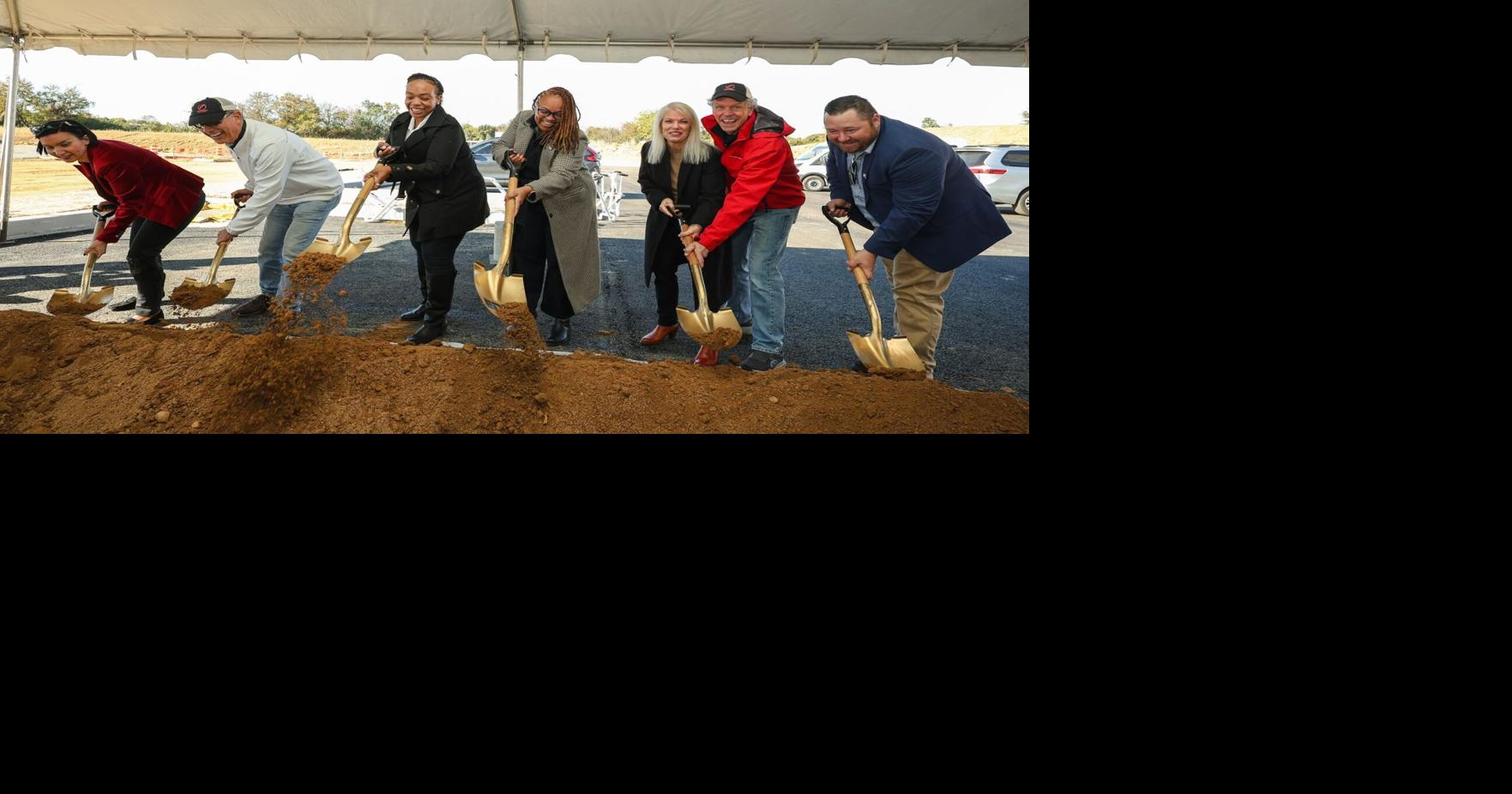 Groundbreaking for new John G. Leach School
