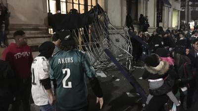 Video Ritz Carlton Awning In Philadelphia Collapses With Eagles Fans On Top Celebrating Super Bowl Win The Latest From Wdel News Wdel Com