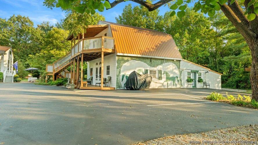 Bashford Manor Inn - back.jpg