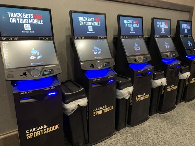 CAESARS SOUTHERN INDIANA - SPORTS BOOK - 2-6-2023 (1).JPG