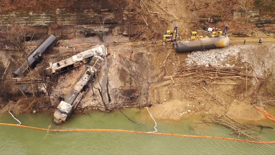 Train derailment.jpg