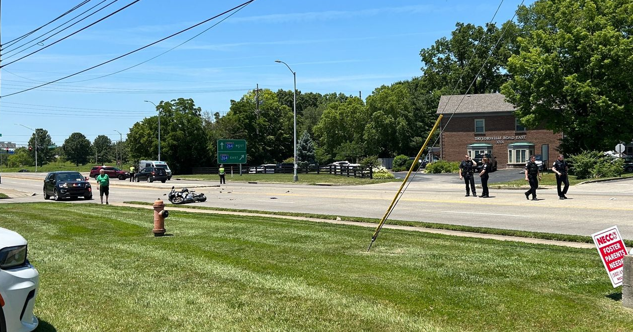 Louisville police: Man dies after crashing motorcycle Wednesday afternoon on Taylorsville Road - Vimarsana News
