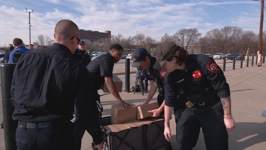 LMPD Meals on Wheels delivery 2-21-24