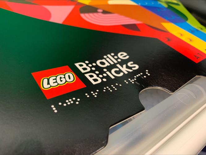 Braille Bricks Logo