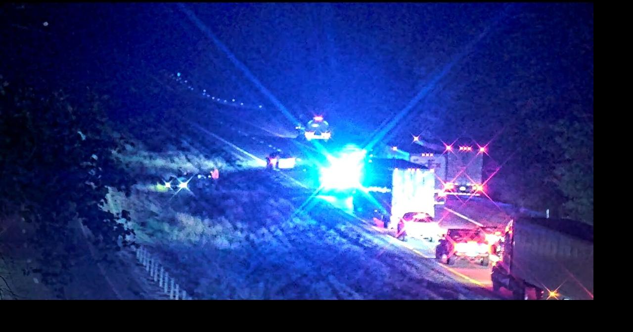 Read moreAt least 6 people injured in 3-vehicle crash on I-71 South, Louisville police say