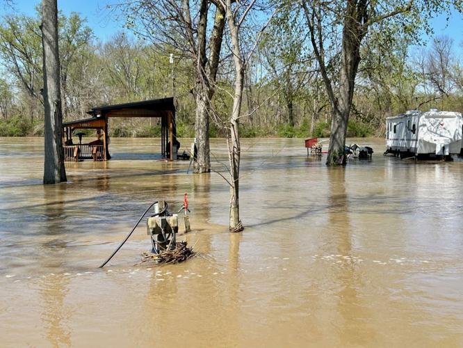 FLOODING - SEYMOUR - JACKSON COUNTY - 4-8-2025 4.jpg