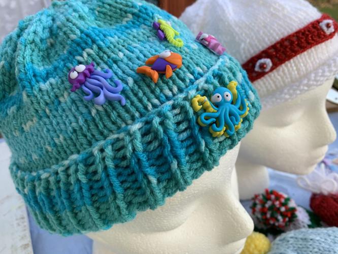 POP UP ART AND YARD SALE - BEECHMONT - KK - 11-5-2020  (6).JPG