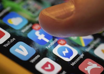 Cell phone display with social media icons